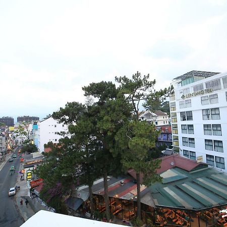 Khach San Lien Son - Da Lat Hotell Exteriör bild