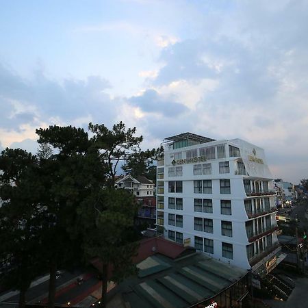 Khach San Lien Son - Da Lat Hotell Exteriör bild