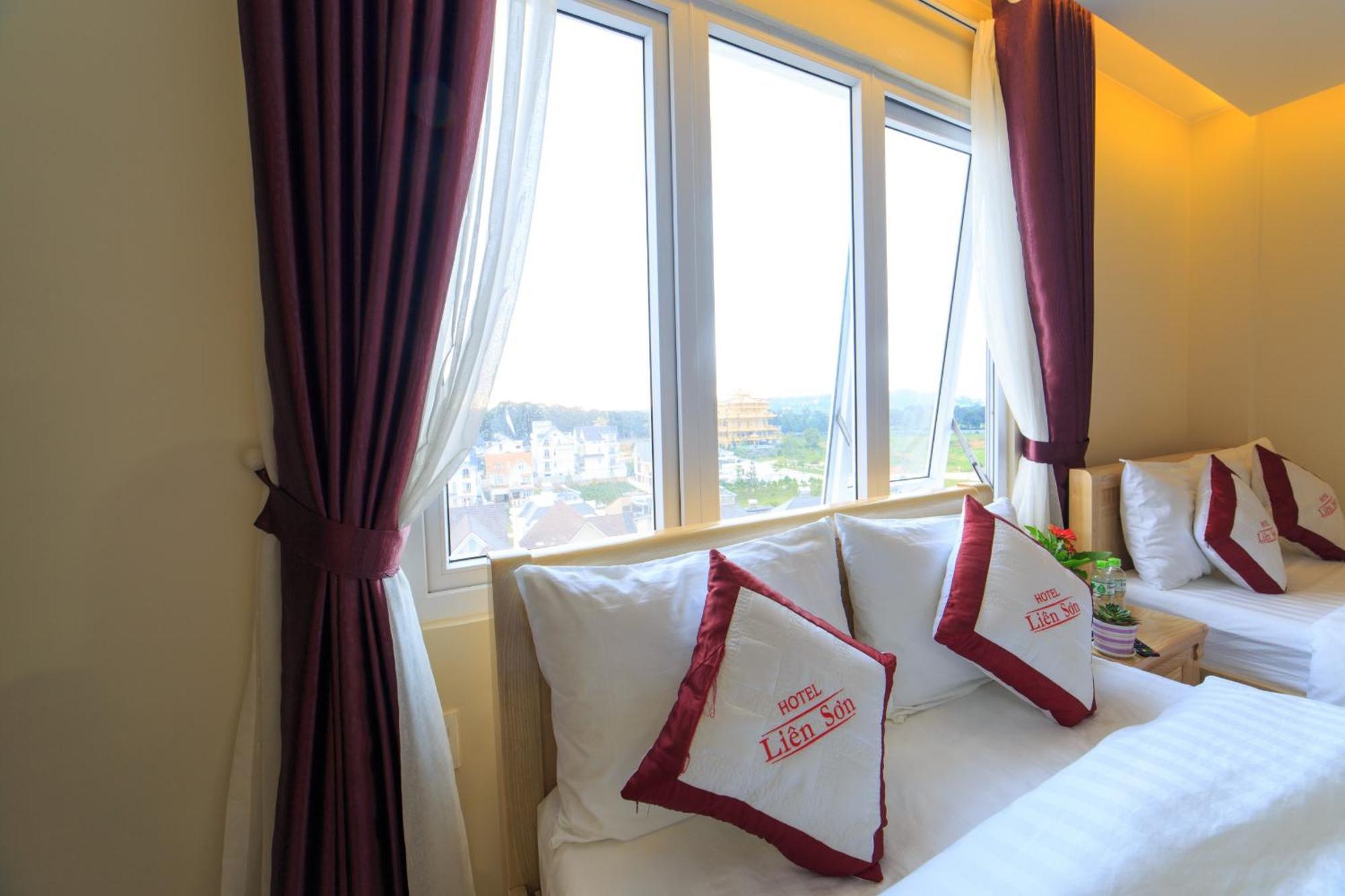 Khach San Lien Son - Da Lat Hotell Exteriör bild